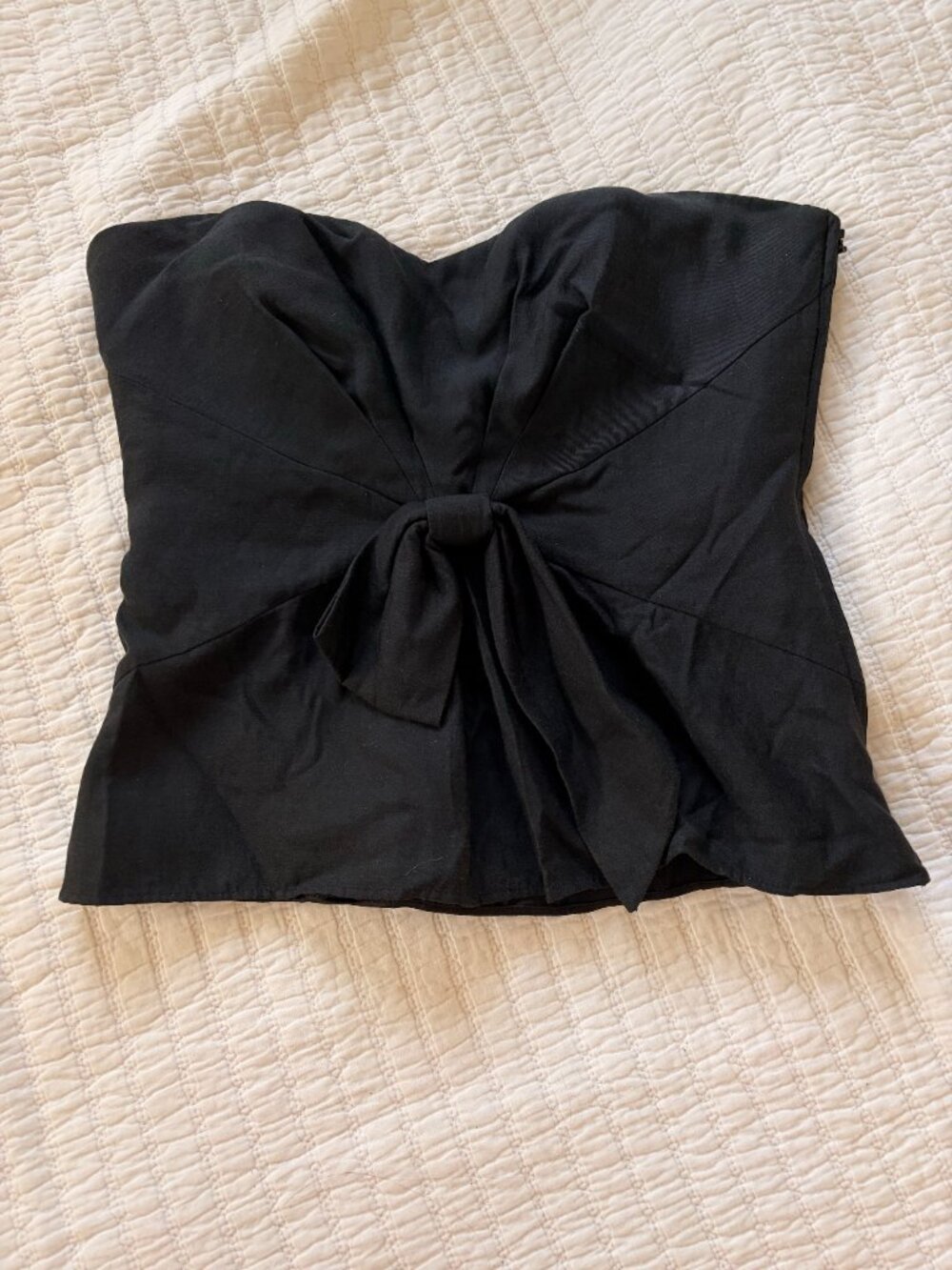 Strapless top